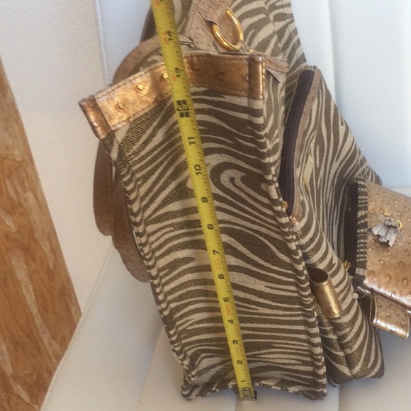 NWOT Modella Tote and Cosmetic Bags Brown/ Gold - Picture 9 of 16